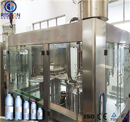 8000瓶/H礦泉水三合一灌裝機(jī)