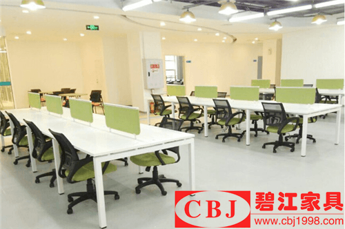 實(shí)木辦公家具