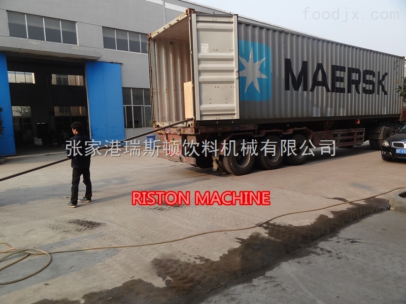 瑞斯頓設(shè)備運輸圖片